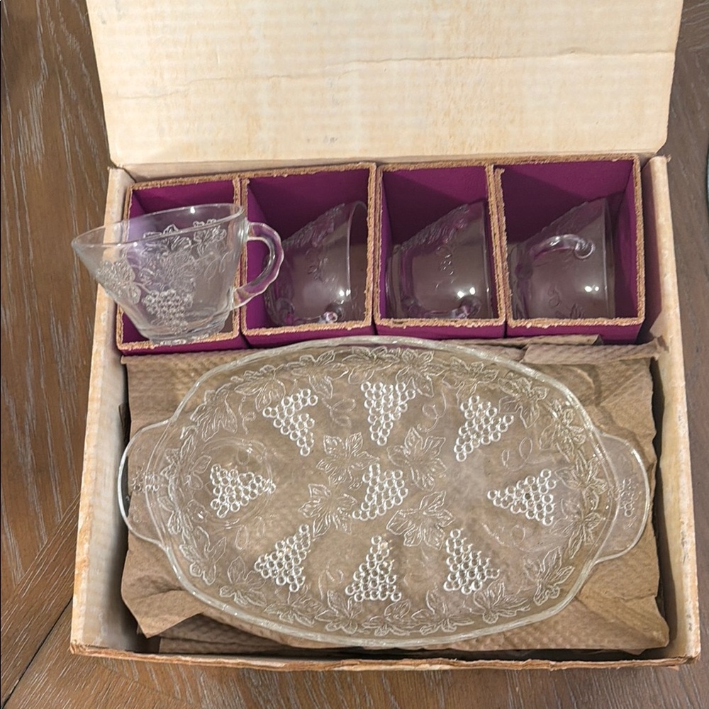 Elegant Clear Glass Tea Set with Tray